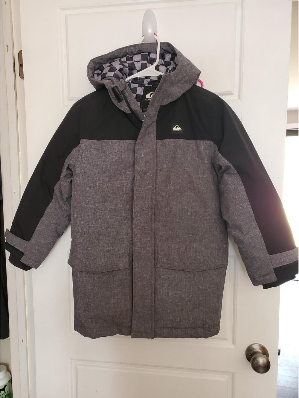 Boys 7/8 Quicksilver Gray /black Winter Coat